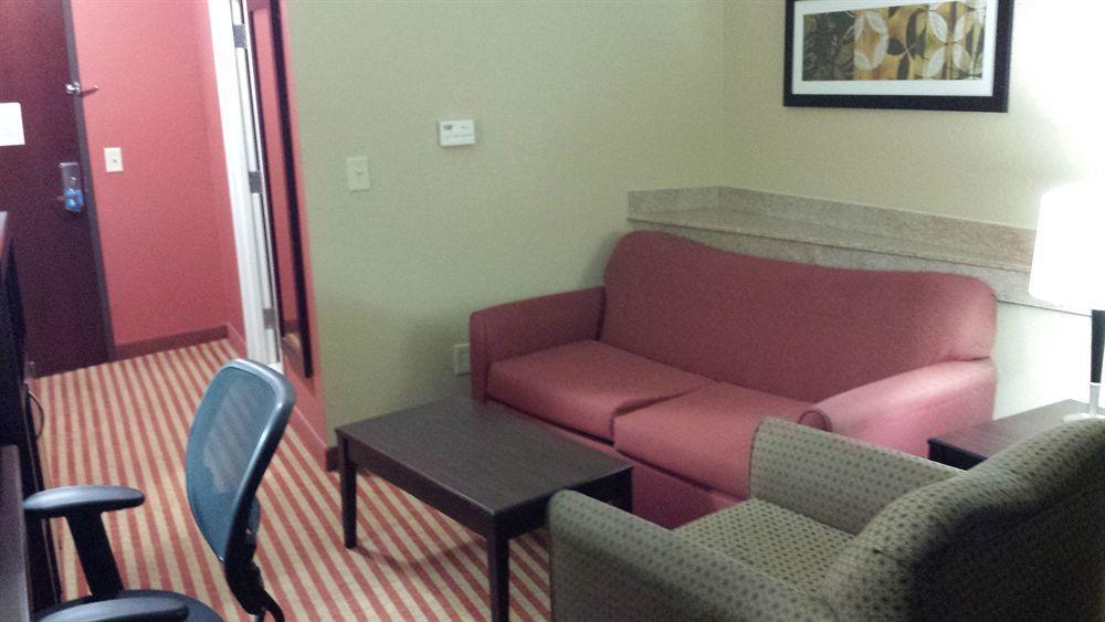 Comfort Suites Waycross Exterior photo